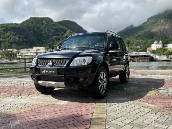 MITSUBISHI PAJERO TR4 2.0 4X2 16V 140CV FLEX 4P AUTOMÁTICO